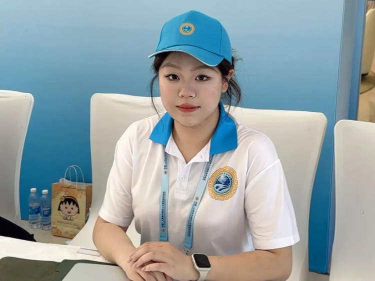 0033990威尼斯青年志愿者为上合作组织人工智能合作论坛提供高效服务_fororder_wps_doc_4