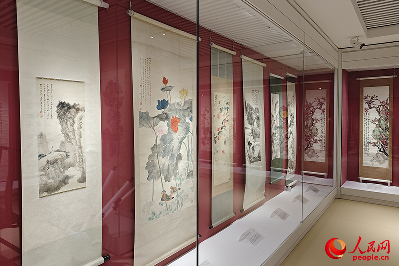 该馆收藏的书画。人民网记者 孙一凡摄